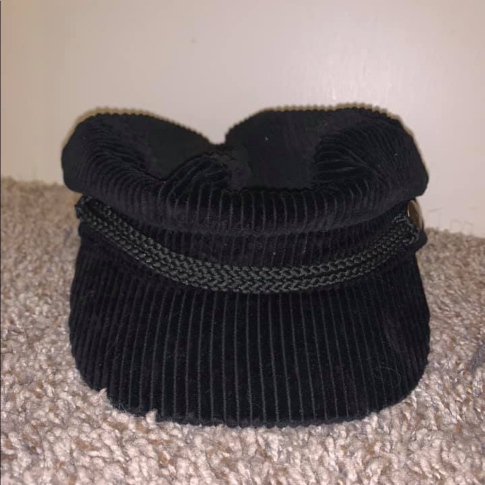 super cute black hat